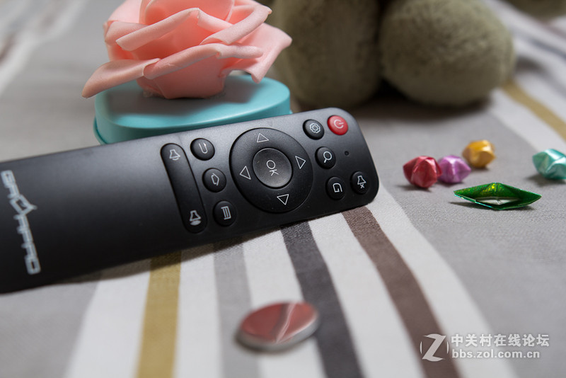 4K全解码高清盒子，影驰芒果盒开箱外观
