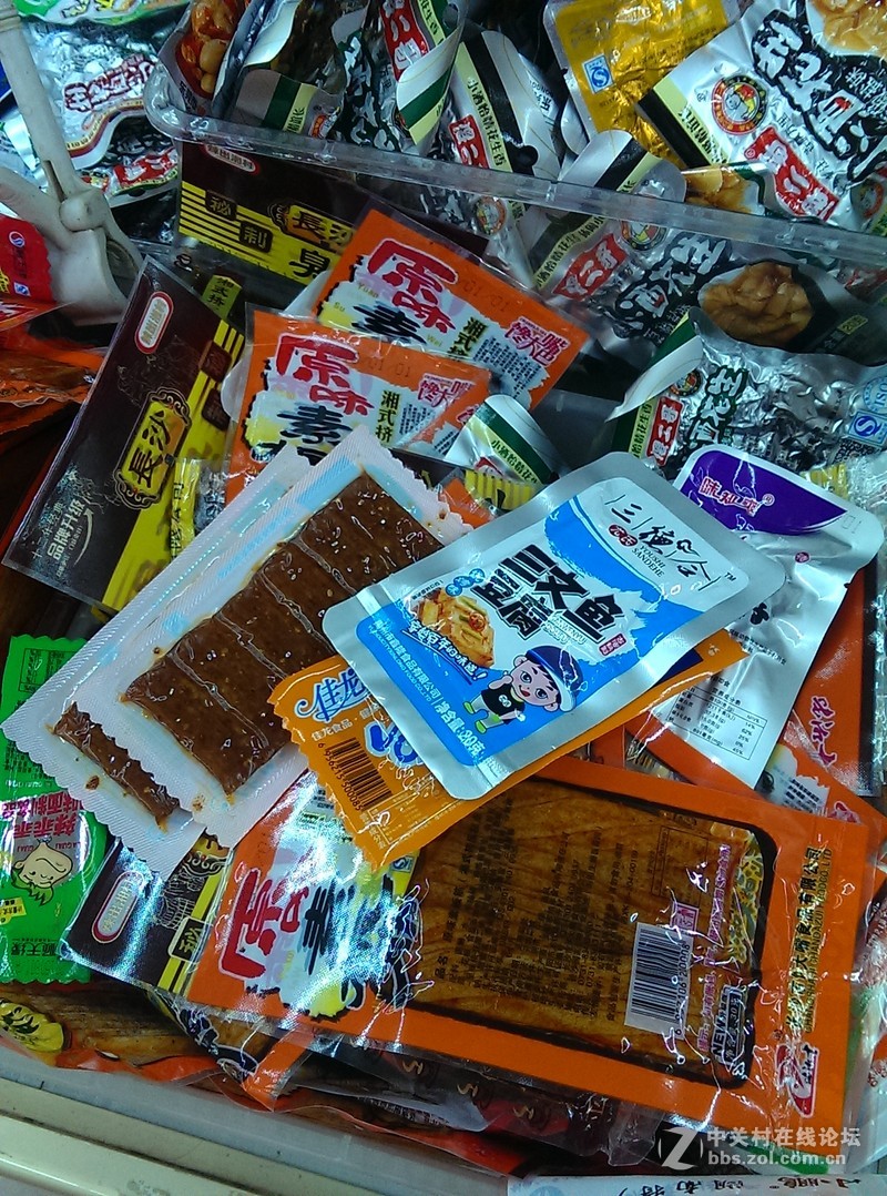 哎，HTC802   才400万像素不咋的  为什么不是1300万，2000万，4100万？？