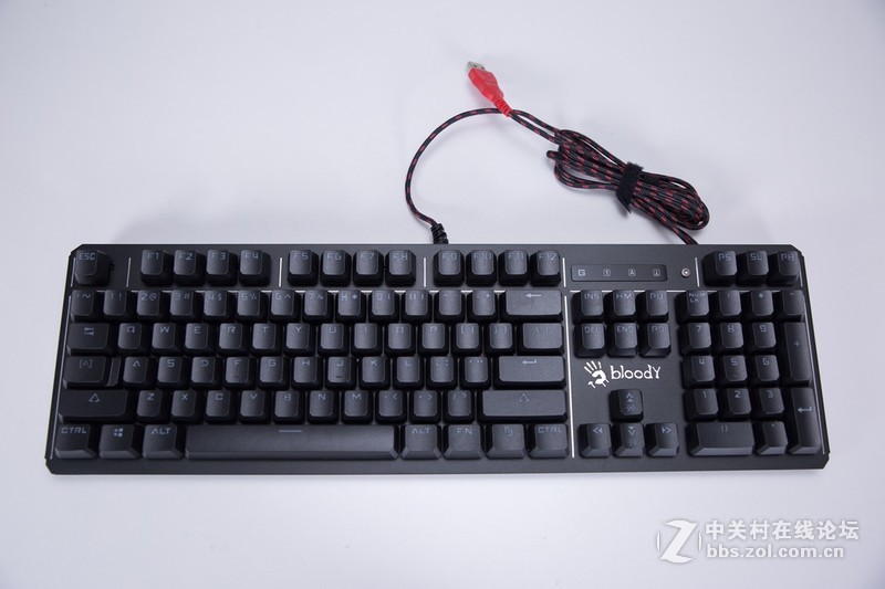 不一样的体验血手幽灵复活者B975 RGB电竞机械键盘评测