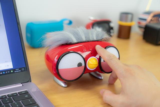 比猫王小王子更好玩的桌面音箱，WooHoo鸡音箱开箱！