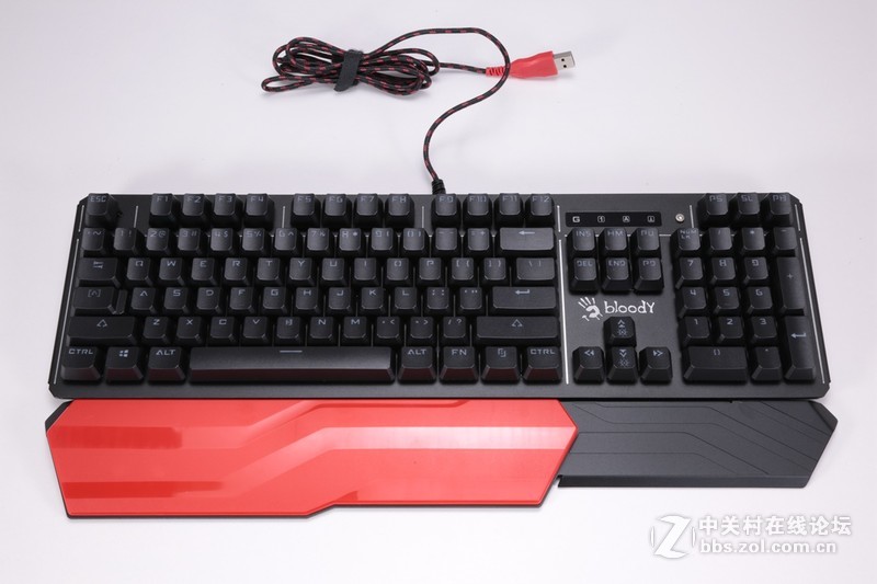 不一样的体验血手幽灵复活者B975 RGB电竞机械键盘评测
