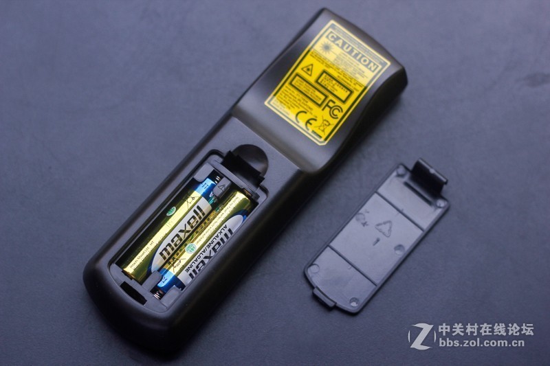 智能投影仪遍地开花，我却选了个传统投影仪——优派PJD7831HDL