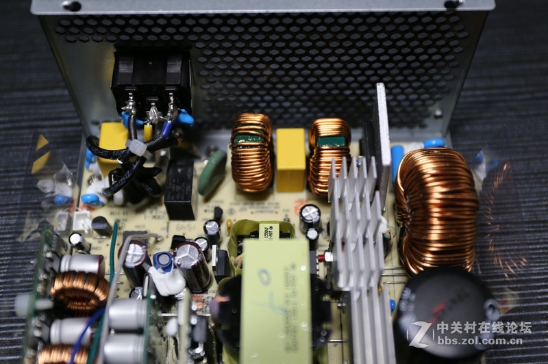 坚韧稳定——航嘉MVPLAND K650电源测评[原创]