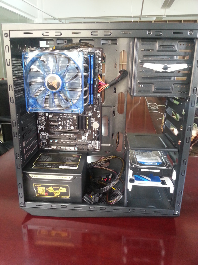 游戏悍将电源APU平台装机实测！ 游戏悍将与航嘉的碰撞！