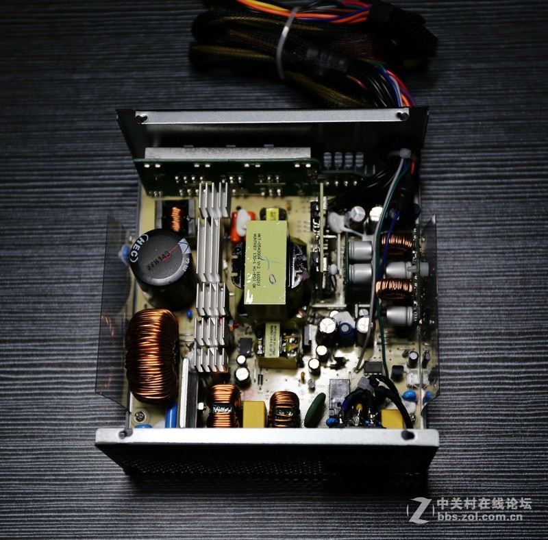 坚韧稳定——航嘉MVPLAND K650电源测评[原创]