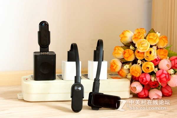 古有魏、蜀、吴三足鼎立，今有唯乐2 、小 米2、纽曼手环三大战