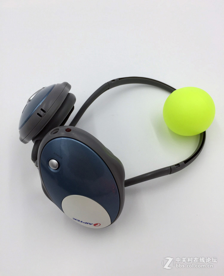 全新库存无线超强音质电脑耳机　低价清仓出售！！！