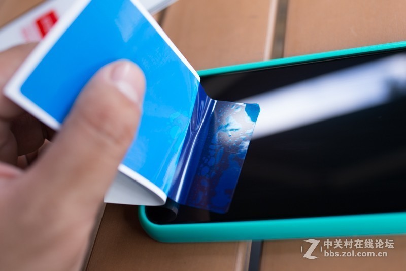 iPhone XS Max屏幕保护神器，锐舞曲面钢化玻璃膜使用体验