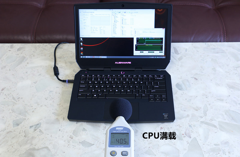 Duang一下就变强了，全新外星人Alienware 13游戏笔记本&外置显卡扩展坞深度评测！