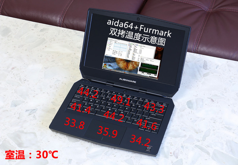 Duang一下就变强了，全新外星人Alienware 13游戏笔记本&外置显卡扩展坞深度评测！