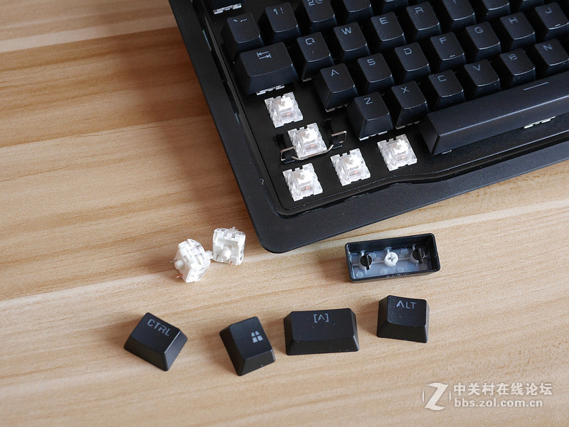 换轴饕餮大餐 首席玩家蒸汽朋克白轴104键可换轴机械键盘