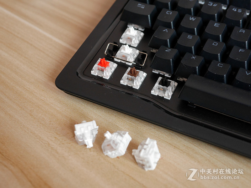 换轴饕餮大餐 首席玩家蒸汽朋克白轴104键可换轴机械键盘