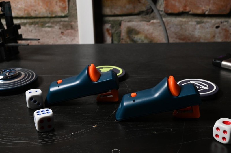 狭路相逢，沉稳敲击，北通J1手机按键体验