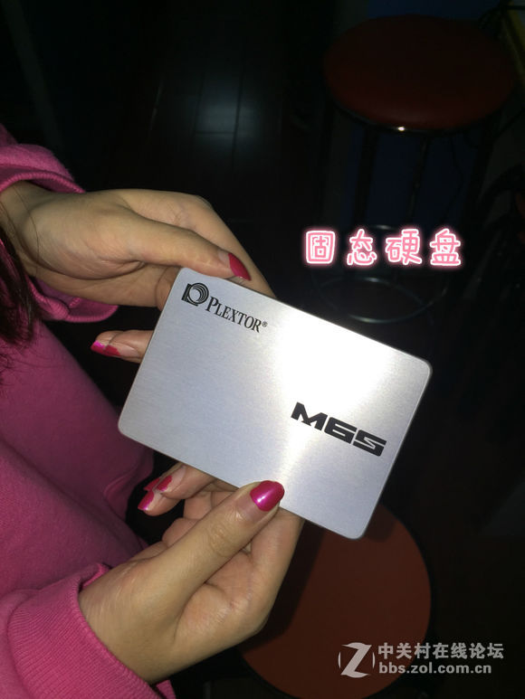 装机并不难，看妹子如何轻松装机。