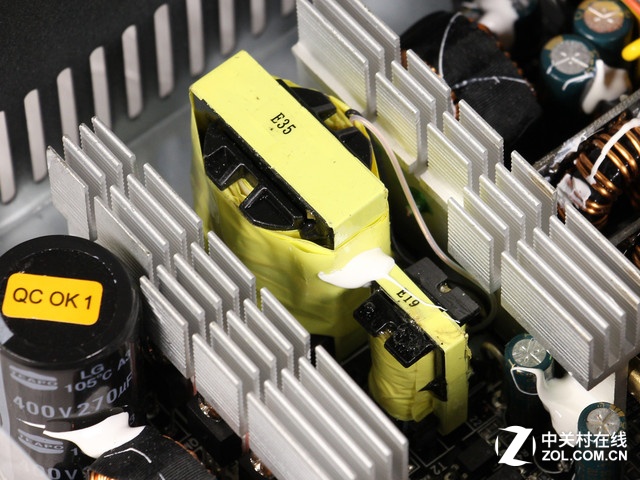 金牌认证 航嘉MVPLANDK650电源