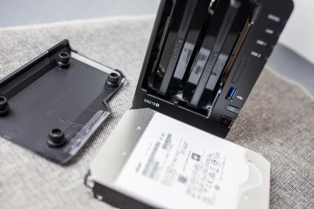 #超大容量 自由存储＃ 有容乃大！HGST 10TB NAS硬盘高速让你塞满欧美动作大片！