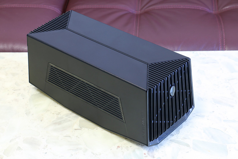 Duang一下就变强了，全新外星人Alienware 13游戏笔记本&外置显卡扩展坞深度评测！