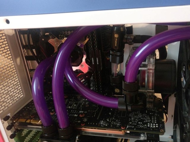 这太D.VA了！粉红D.VA主机来袭