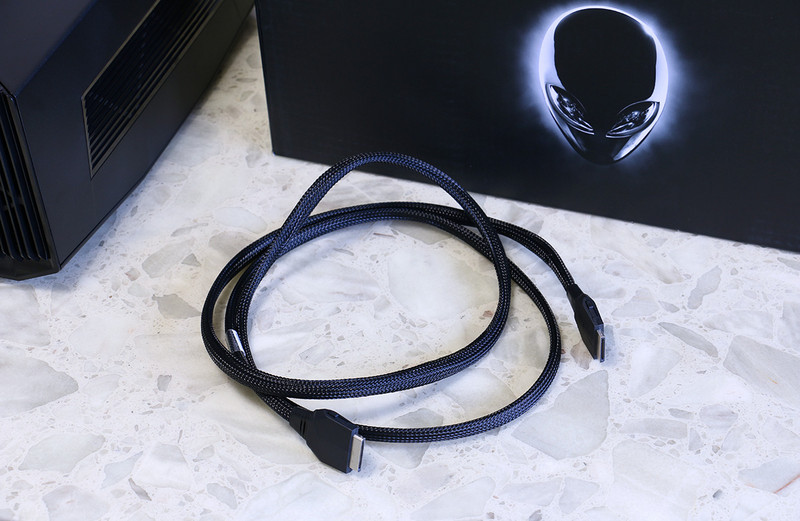 Duang一下就变强了，全新外星人Alienware 13游戏笔记本&外置显卡扩展坞深度评测！