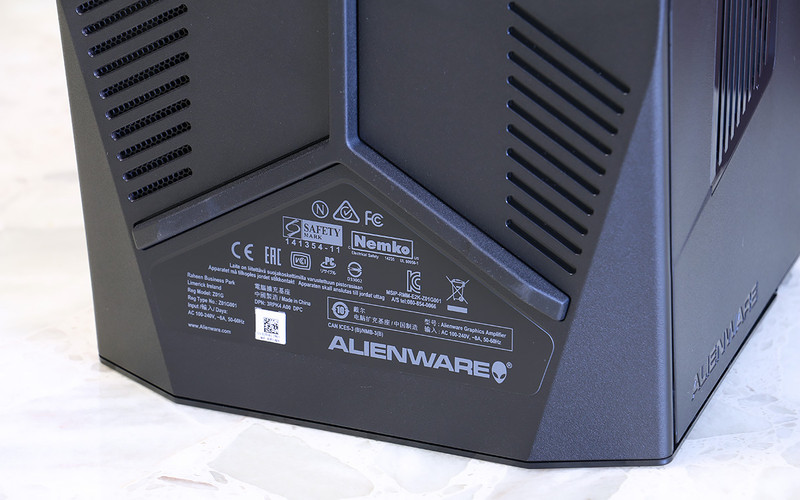 Duang一下就变强了，全新外星人Alienware 13游戏笔记本&外置显卡扩展坞深度评测！