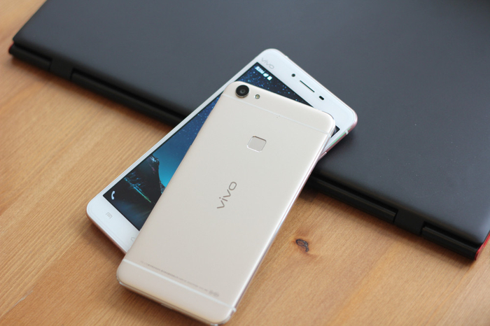 #每日话题#3个重点12个详细 — vivo X6 & X6Plus体验谈