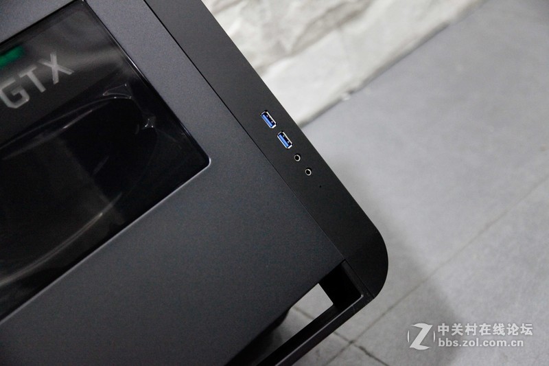 NV定制双侧透机箱开箱分享