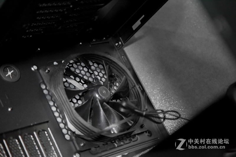 NV定制双侧透机箱开箱分享