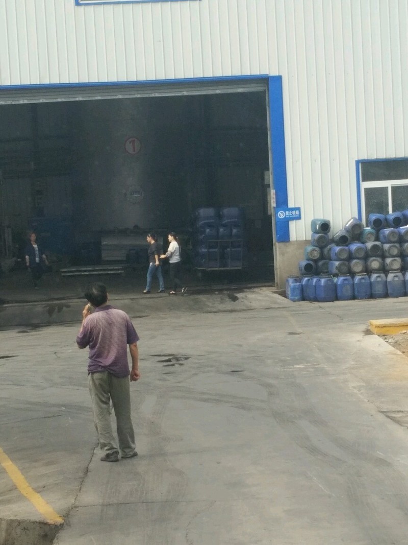 红火的化工厂？