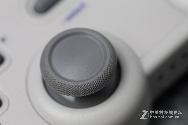 Switch手柄再进化！8BitDo八位堂 SN30 Pro-G Classic Edition 游戏手柄评测