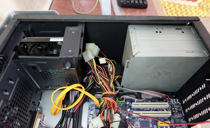 #装机#无边框机箱实战篇---分享体验金河田预见V8@ivandy