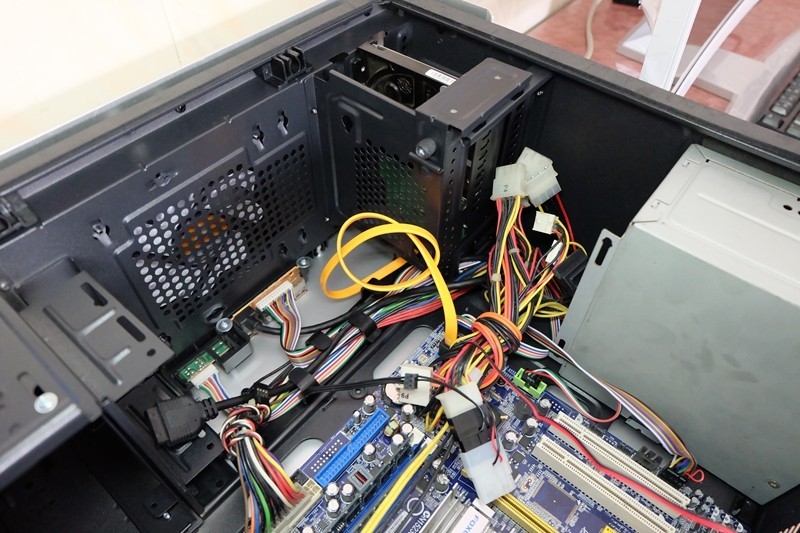 #装机#无边框机箱实战篇---分享体验金河田预见V8@ivandy