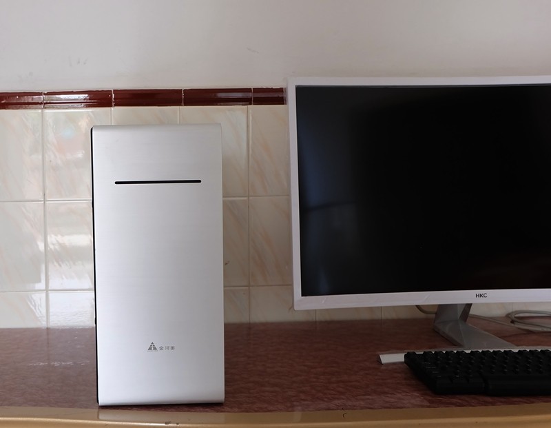 #装机#无边框机箱实战篇---分享体验金河田预见V8@ivandy