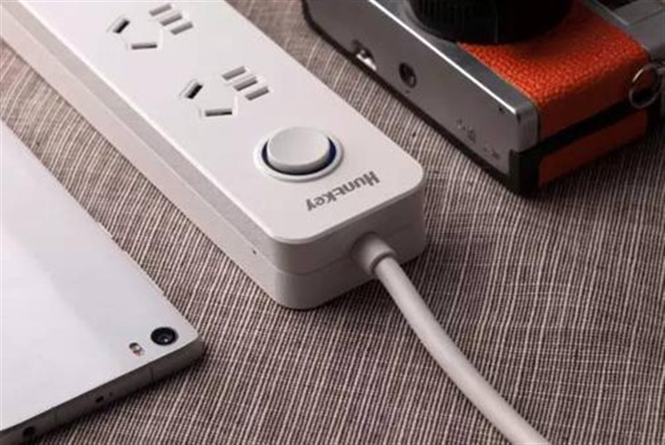 航嘉排插 颜值爆表的智能小U