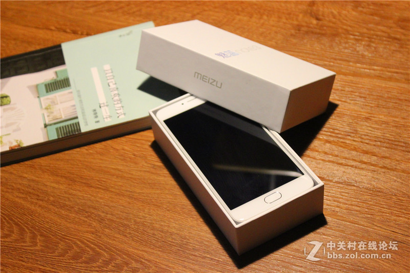 ＃快的漂亮，薄得持久＃魅蓝note3图赏：魅蓝当然很有魅力