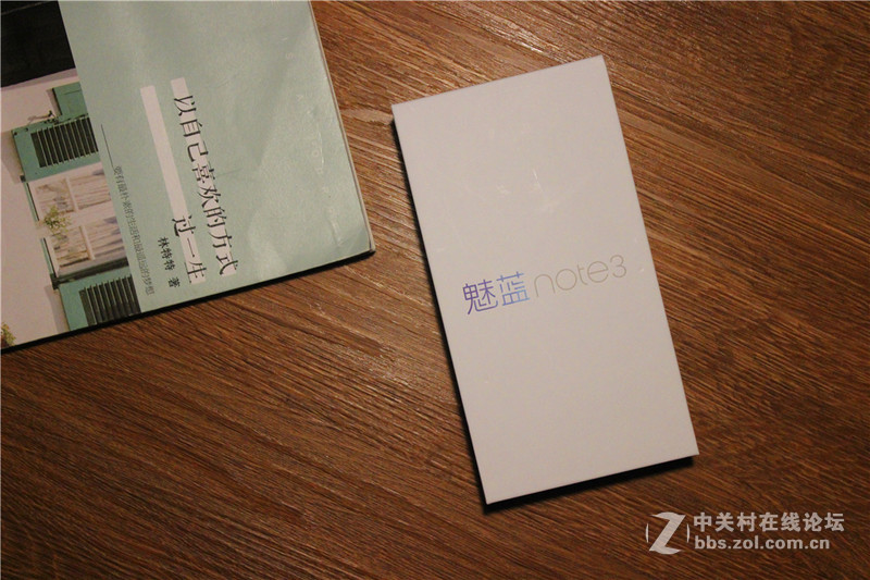 ＃快的漂亮，薄得持久＃魅蓝note3图赏：魅蓝当然很有魅力