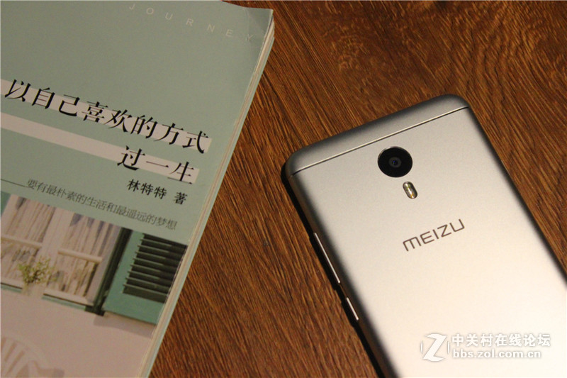 ＃快的漂亮，薄得持久＃魅蓝note3图赏：魅蓝当然很有魅力