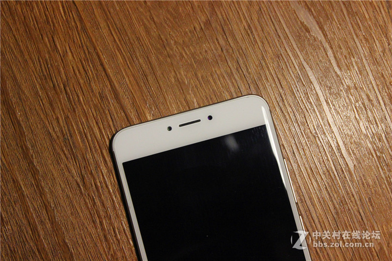 ＃快的漂亮，薄得持久＃魅蓝note3图赏：魅蓝当然很有魅力