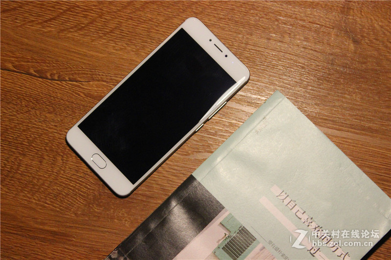 ＃快的漂亮，薄得持久＃魅蓝note3图赏：魅蓝当然很有魅力