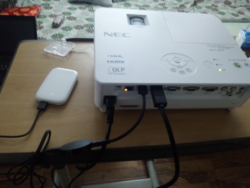 家用NEC NP-CD3100H投影机与电视果的结合---手机无线投影功能体验