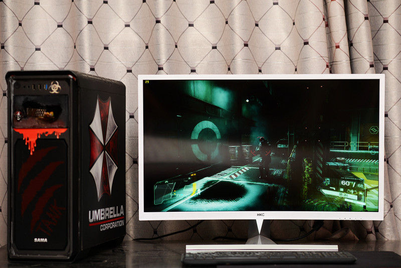 再秀下拉风的坦克水冷MOD，玩游戏超爽啊！