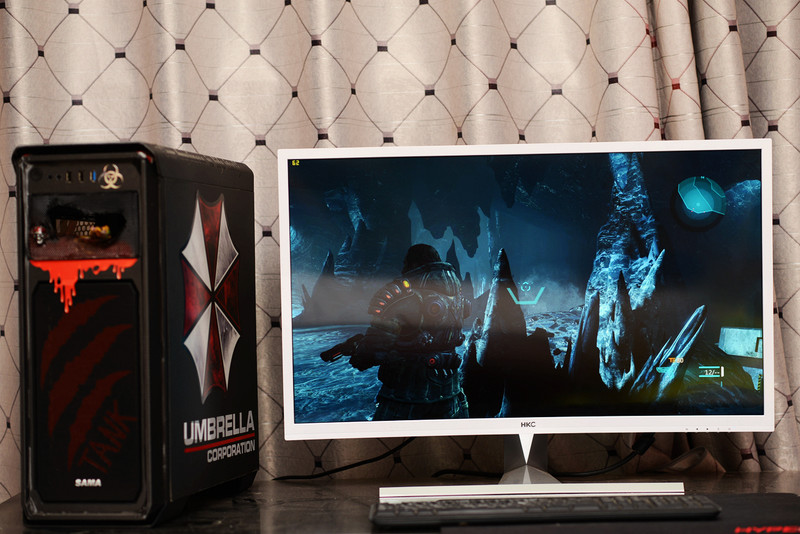 再秀下拉风的坦克水冷MOD，玩游戏超爽啊！