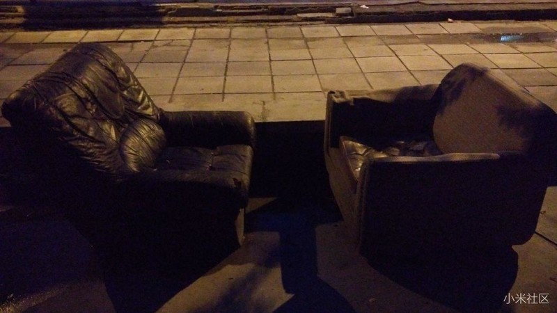 我在一座城里拍可能是你们一直在寻找的属于自己的“位子”