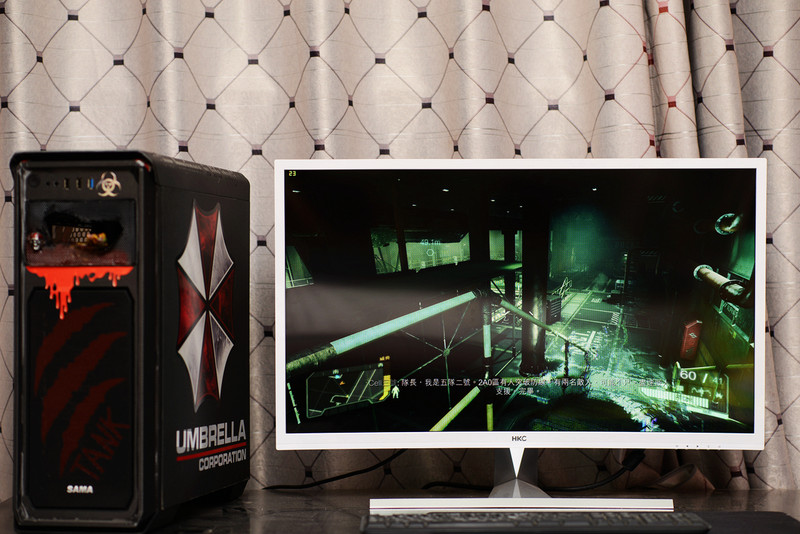 再秀下拉风的坦克水冷MOD，玩游戏超爽啊！