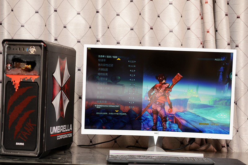 再秀下拉风的坦克水冷MOD，玩游戏超爽啊！