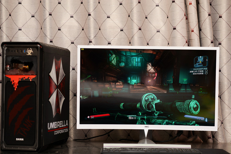 再秀下拉风的坦克水冷MOD，玩游戏超爽啊！