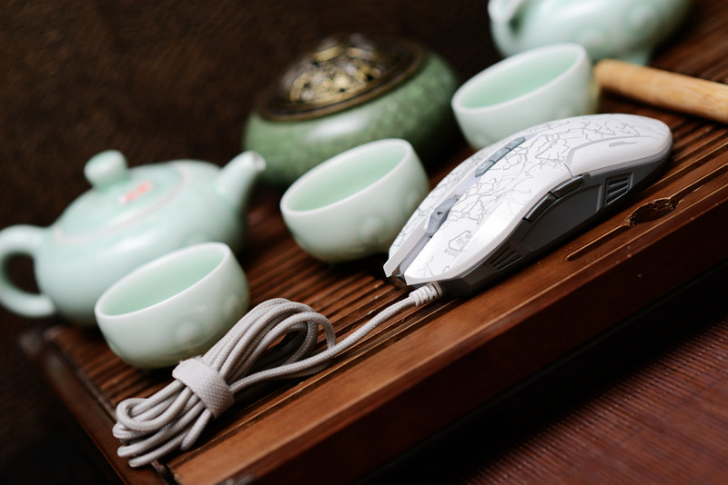 #外设#LOL专业电竞级鼠标，左右键可互换的狼印X7