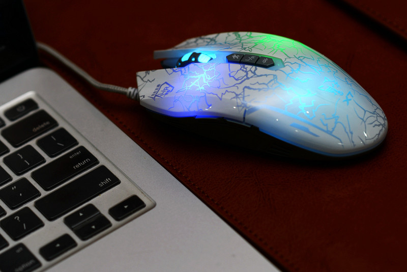 #外设#LOL专业电竞级鼠标，左右键可互换的狼印X7