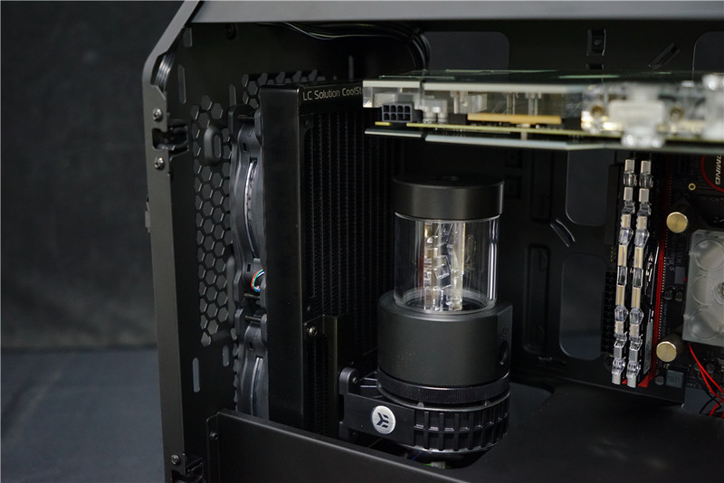 「Z玩主」从零开始的分体水冷主机装机作业