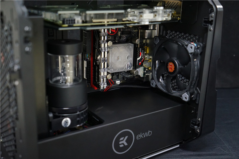 「Z玩主」从零开始的分体水冷主机装机作业