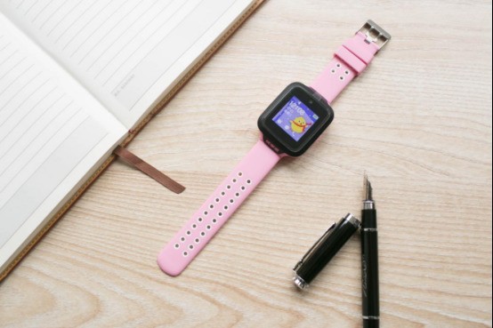 #小手表 守护大安全#不仅是一款智能通话手表，还是一份关爱与守护——优学派uw5